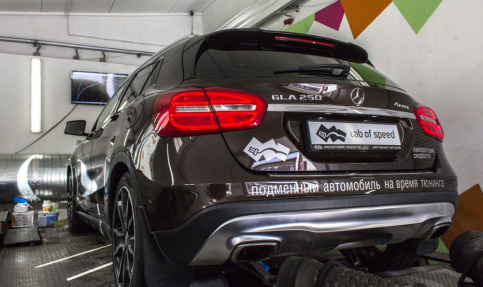 Mercedes Benz GLA 250 2.0t 211 Hp